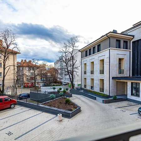 New Luxury & Bright 2 Bedroom Appartement Plovdiv